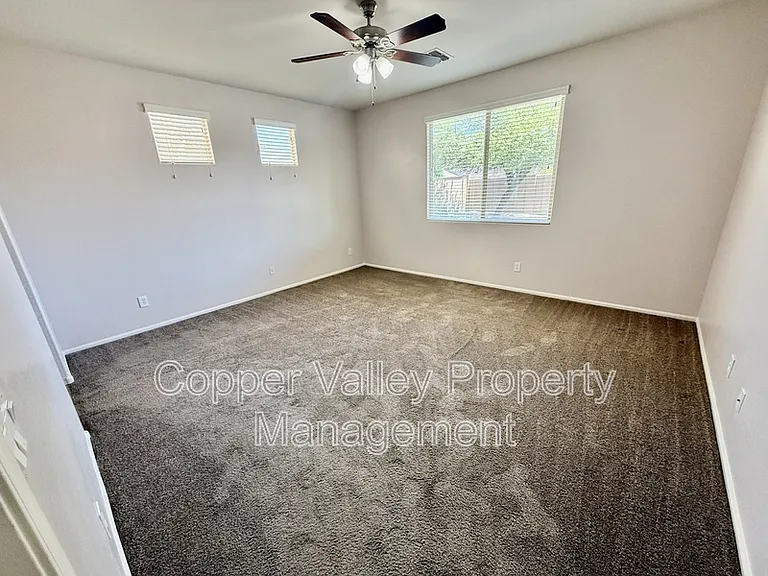 5511 W Desperado Way — Photo 5