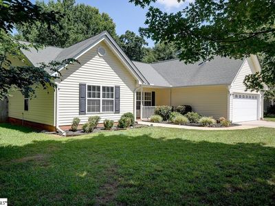 515 Whispering Ct, Taylors, SC, 29687
