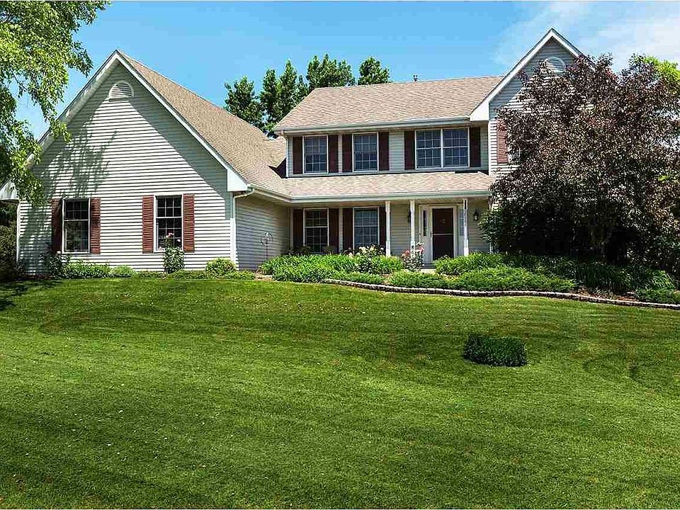 1st image of 8652 Windwood Close