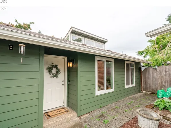 (undisclosed Address), Oregon City, OR 97045