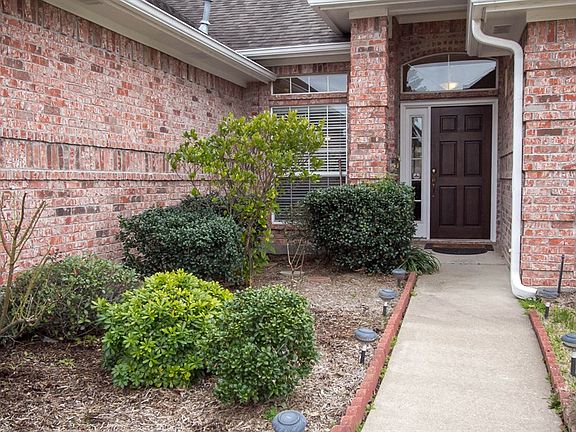 4th image of 1706 Loblolly Ln