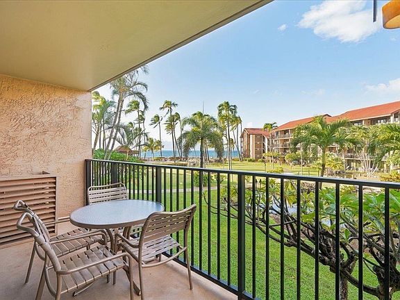 3rd image of 3543 Lower Honoapiilani Rd #J203