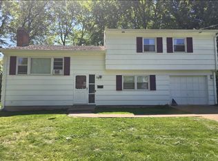 29 Lyman Rd, West Hartford, CT 06117