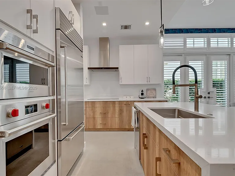 3406 Ponce De Leon Blvd — Photo 8