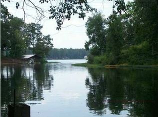 75 Laneshore Ln, Wetumpka, AL 36092