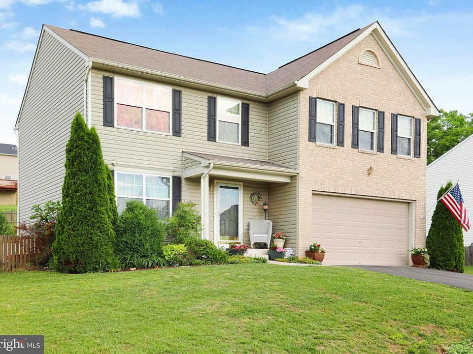 1st image of 982 Chickamauga Dr