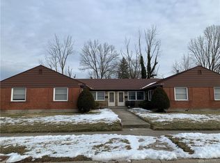 609 Mossoak Dr, Kettering, OH 45429