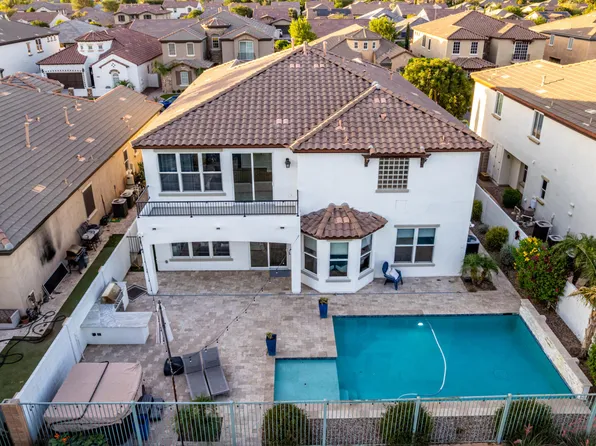 861 E CANYON Way, Chandler, AZ 85249