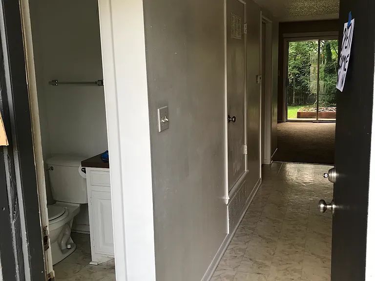 1305 E Township St — Photo 15