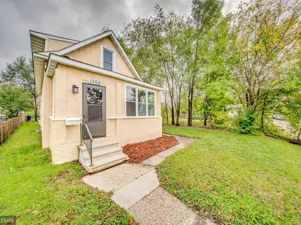 1068 Western Ave N, Saint Paul, MN 55117
