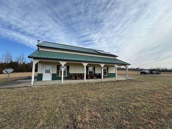 3rd image of 463 Charlie Shepherd Rd