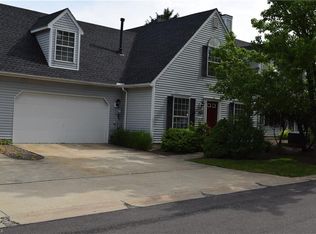 967 E Kensington Ln, Streetsboro, OH 44241