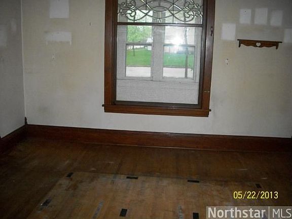 3rd image of 423 N Miller Ave