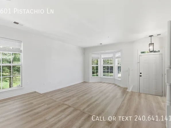 4601 Pistachio Ln, Capitol Heights, MD 20743