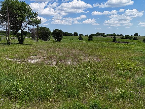 2nd image of 596 County Road 339