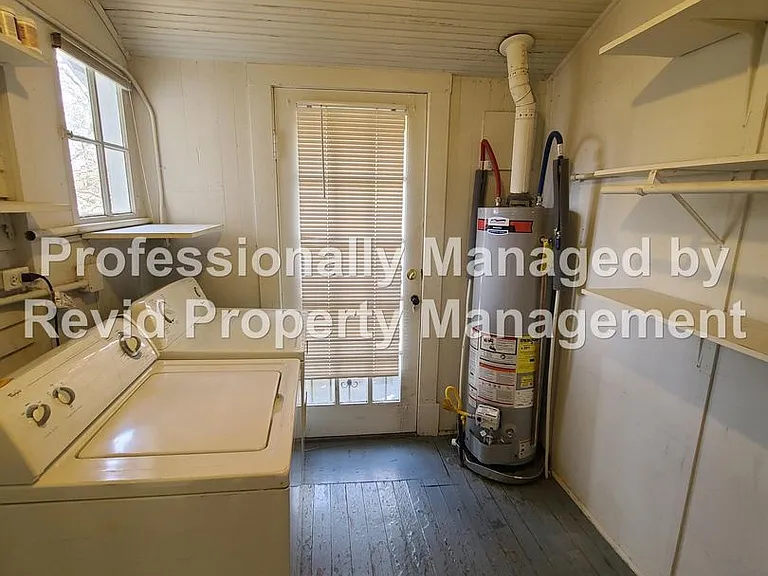 2164 Harbert Ave W — Photo 14