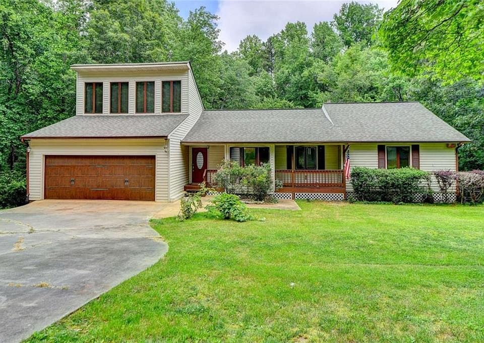 1st image of 2544 Dogwood Ln