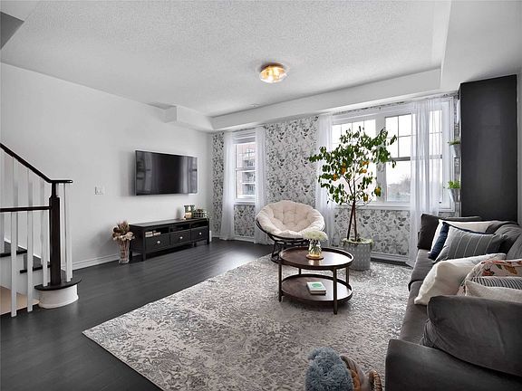 3rd image of 180 Baker Hill Blvd