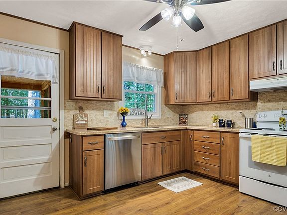 5th image of 3 Hastings Ln