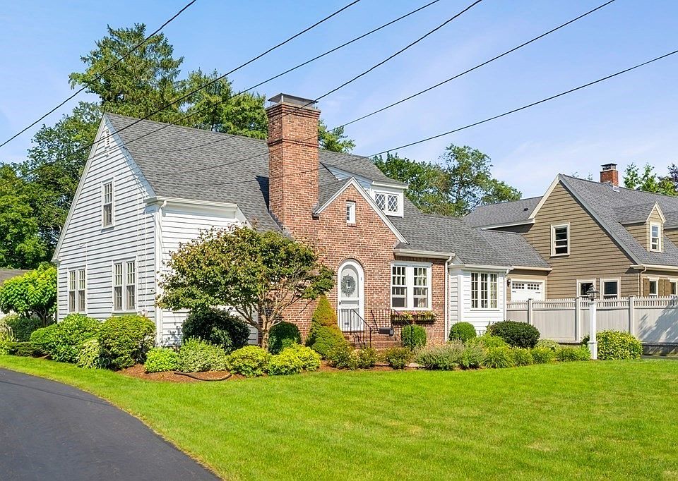 16 Corning St, Beverly, MA 01915 Zillow
