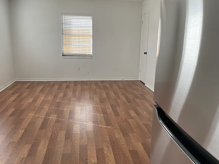 3718 W Bay Ave #A — Photo 2