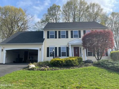 227 S Springhurst Drive, East Greenbush, NY, 12061