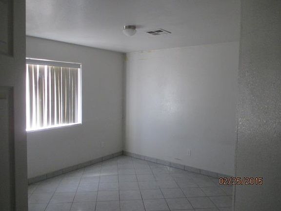 4th image of 2037 E Mendez St
