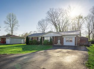 235 Sharon Rd, Frankfort, KY 40601