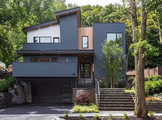 178 Mason Ter, Brookline, MA 02446