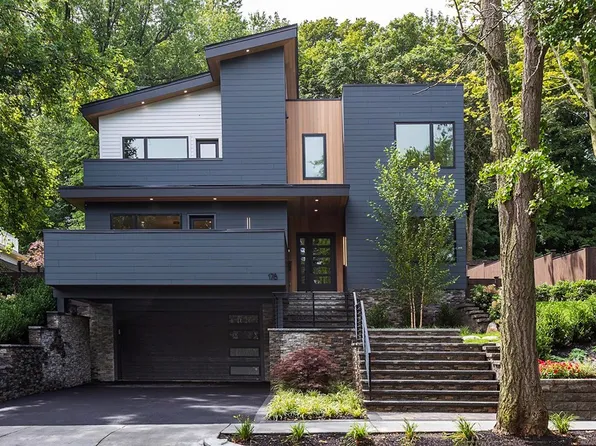 178 Mason Ter, Brookline, MA 02446