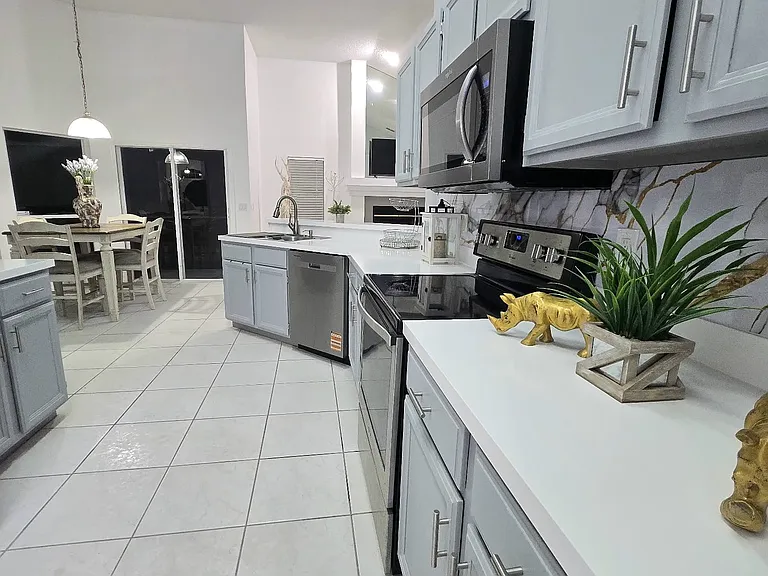 28739 Raleigh Pl — Photo 28