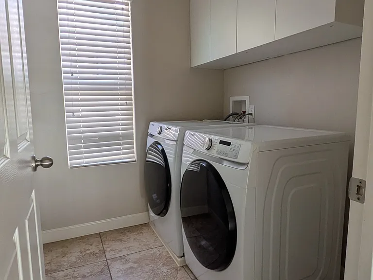 10241 S Clarks Hill Dr — Photo 6