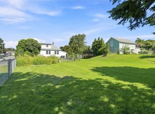 7 Old Whipple St, Cumberland, RI 02864