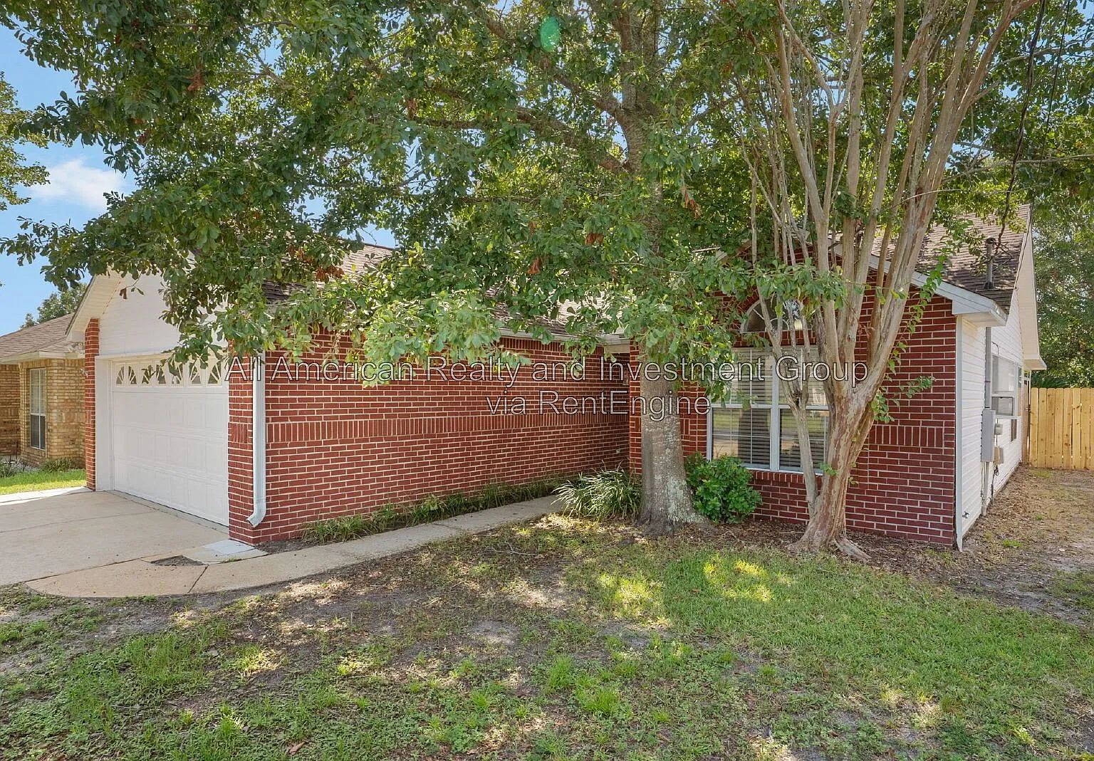 3 bed, 2.0 bath, 1550 sqft, $2,350 — Photo 2