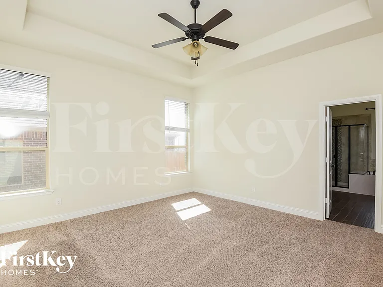 15229 Holly Bay Ct — Photo 9