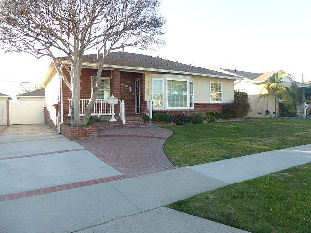 1st image of 4559 Knoxville Ave