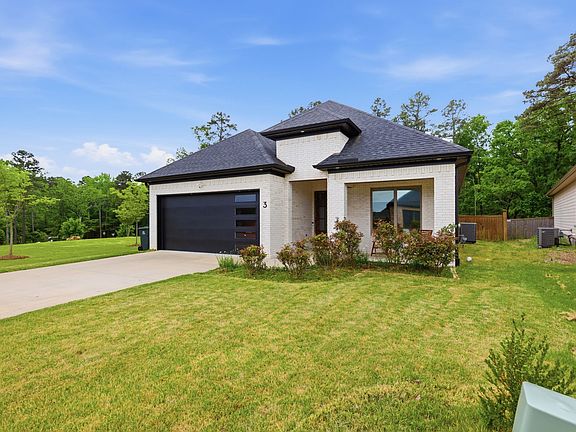 3rd image of 3 Fletcher Ridge Cir