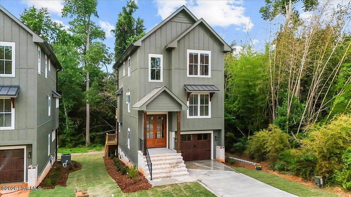 4 bed, 3.5 bath, 2256 sqft, $3,200 — Photo 4