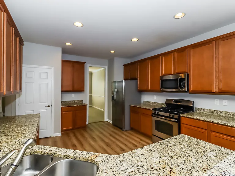 13104 Serenity St — Photo 8