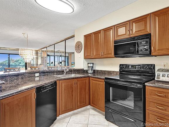3rd image of 2238 N Cypress Bend Dr APT 507
