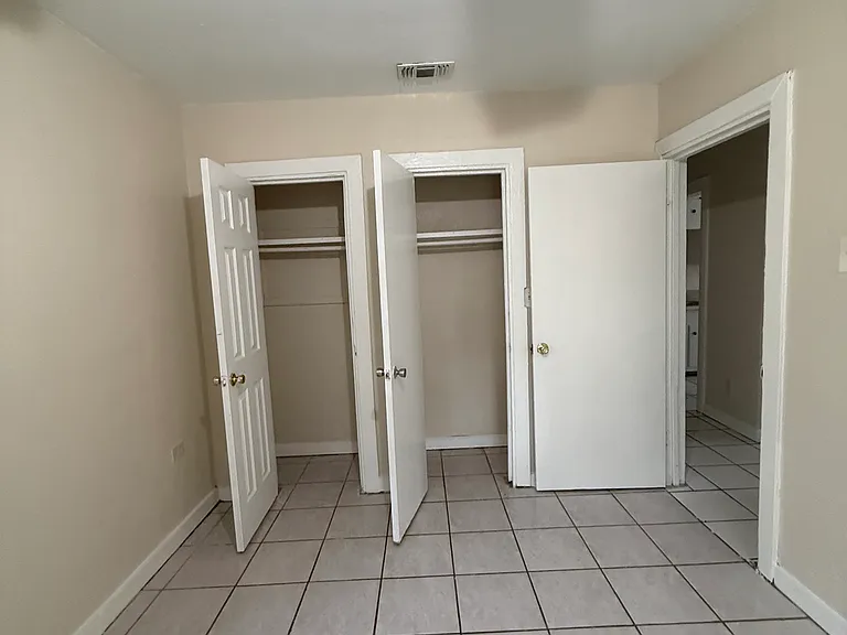 209 E Washington Ave #2 — Photo 13