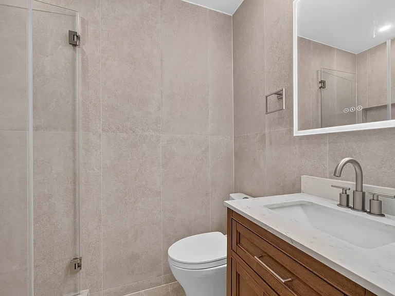 205 8th Ave #3N — Photo 7