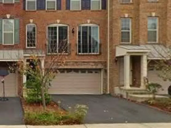 23736 Hopewell Manor Ter, Ashburn, VA 20148
