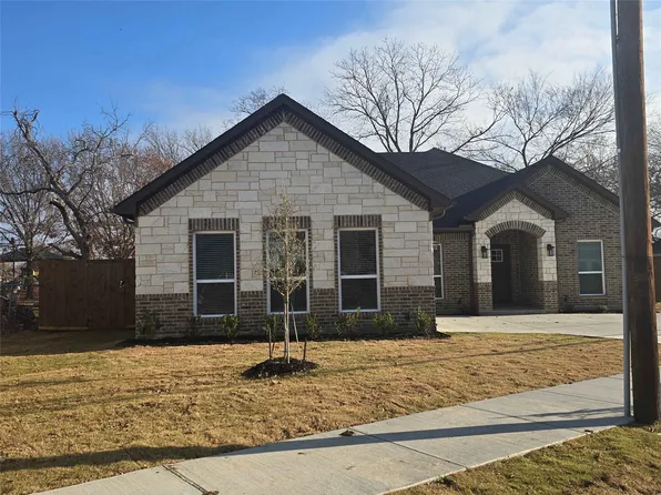 205 Perry Ave, Waxahachie, TX 75165