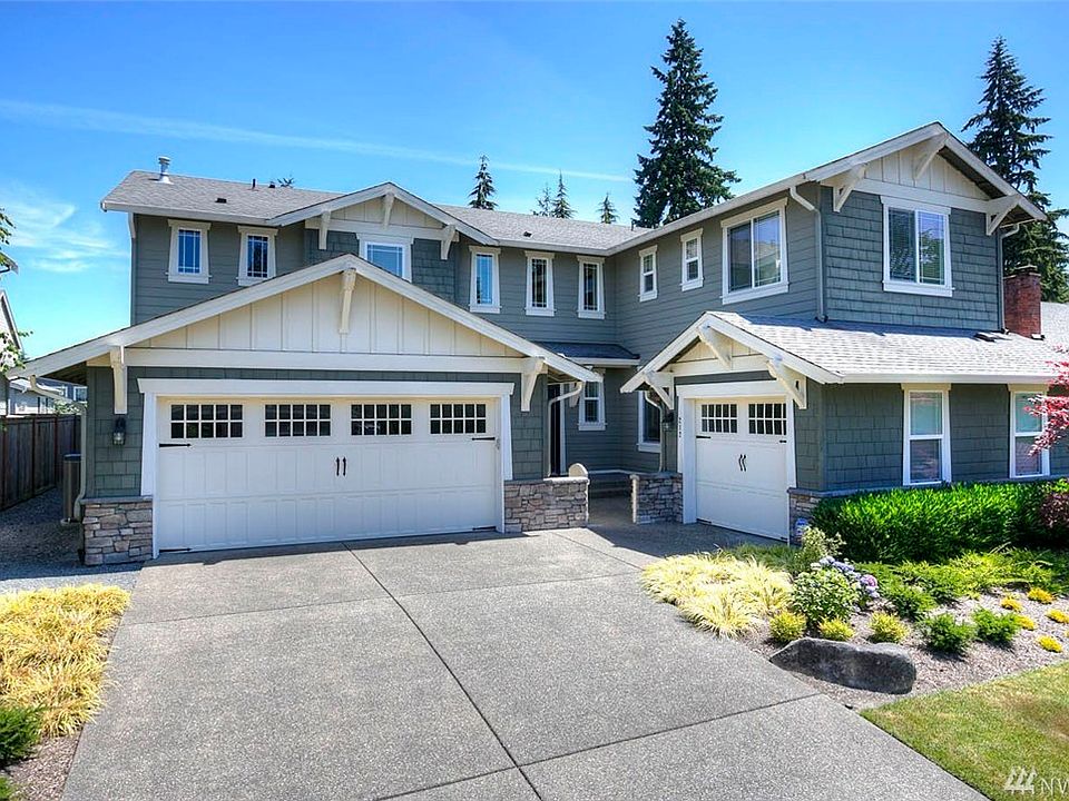 1st image of 212 141st Ave NE