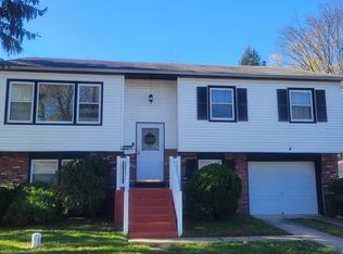 11 Estate Rd, Pemberton, NJ 08068