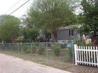 107 Rancho Oaks Dr, Kerrville, TX 78028