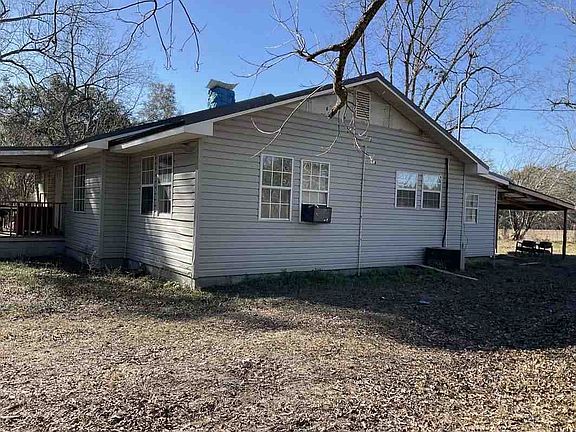 3rd image of 141 Logue Rd