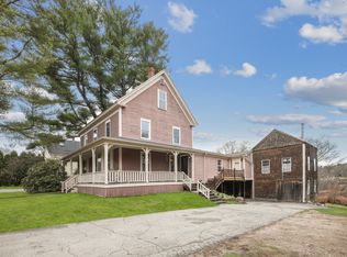 156 Summer St, Kennebunk, ME 04043