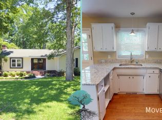 102 Robert Stevenson Dr, Wilmington, NC 28411